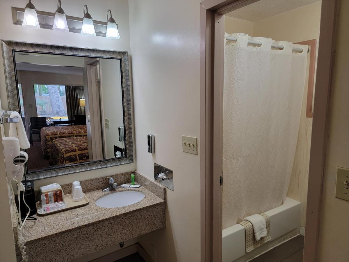 Twin Star Lodge Biloxi Zewnętrze zdjęcie